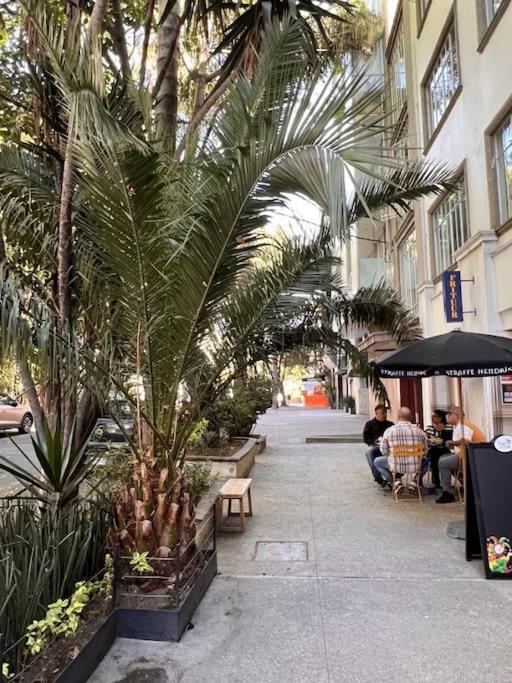 Condesa Residence Campeche 5 Modern Residence 2Br 1Ba Apartment Emphasizing Open Airy Spaces In Campeche メキシコシティ エクステリア 写真